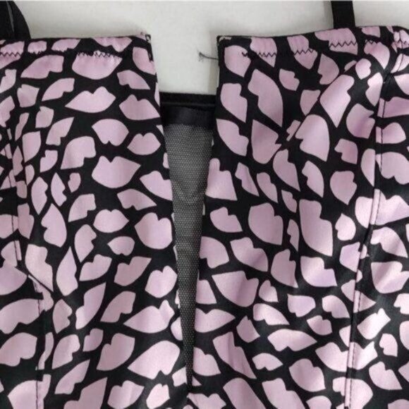 Victoria's Secret Bustier Corset M Very Sexy Lips Lavender Black Bralette - Picture 4 of 10